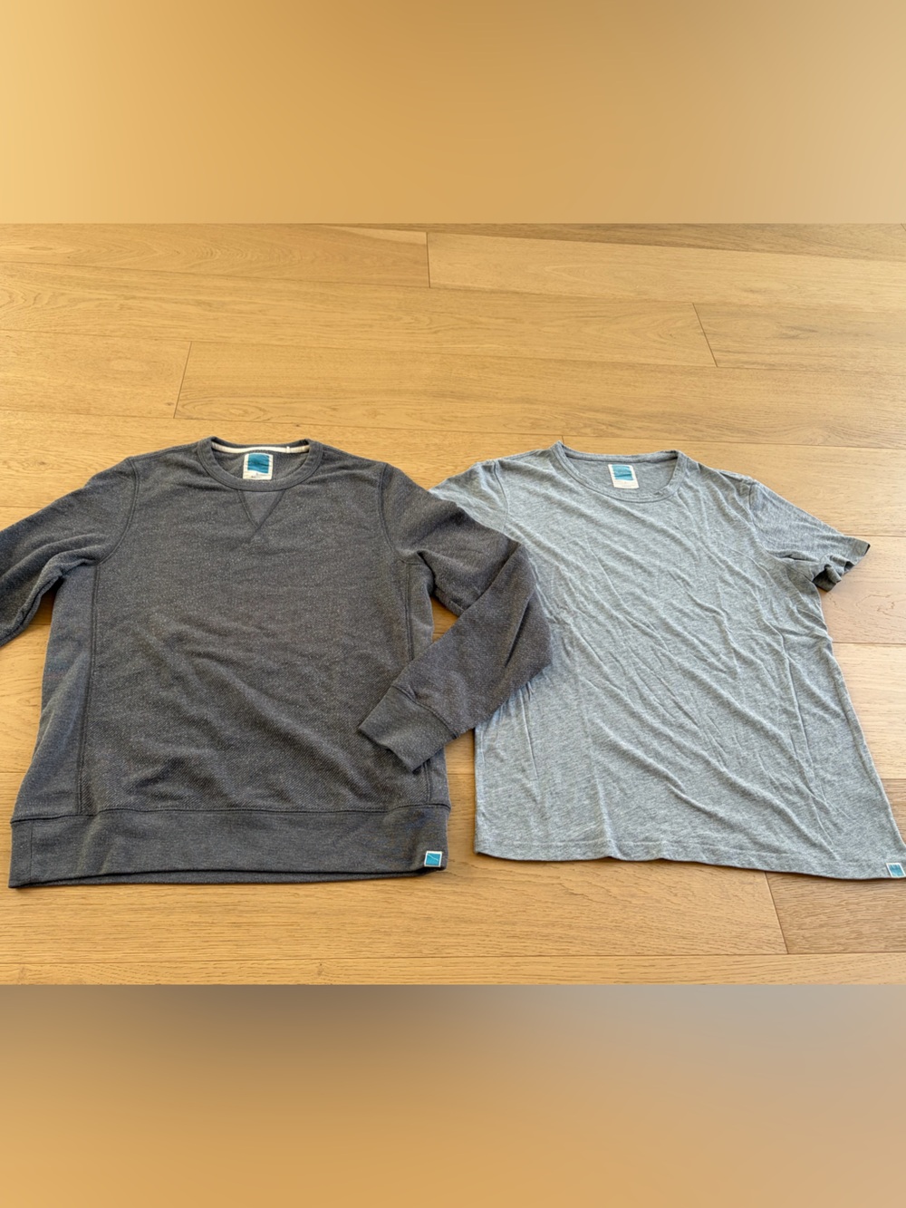 Jason Scott Gray Sweatshirt - Soft Heather Gray